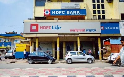 Bulk Deal: Stock under ₹10 jumps after HDFC Life Insurance sold 1.26% stake